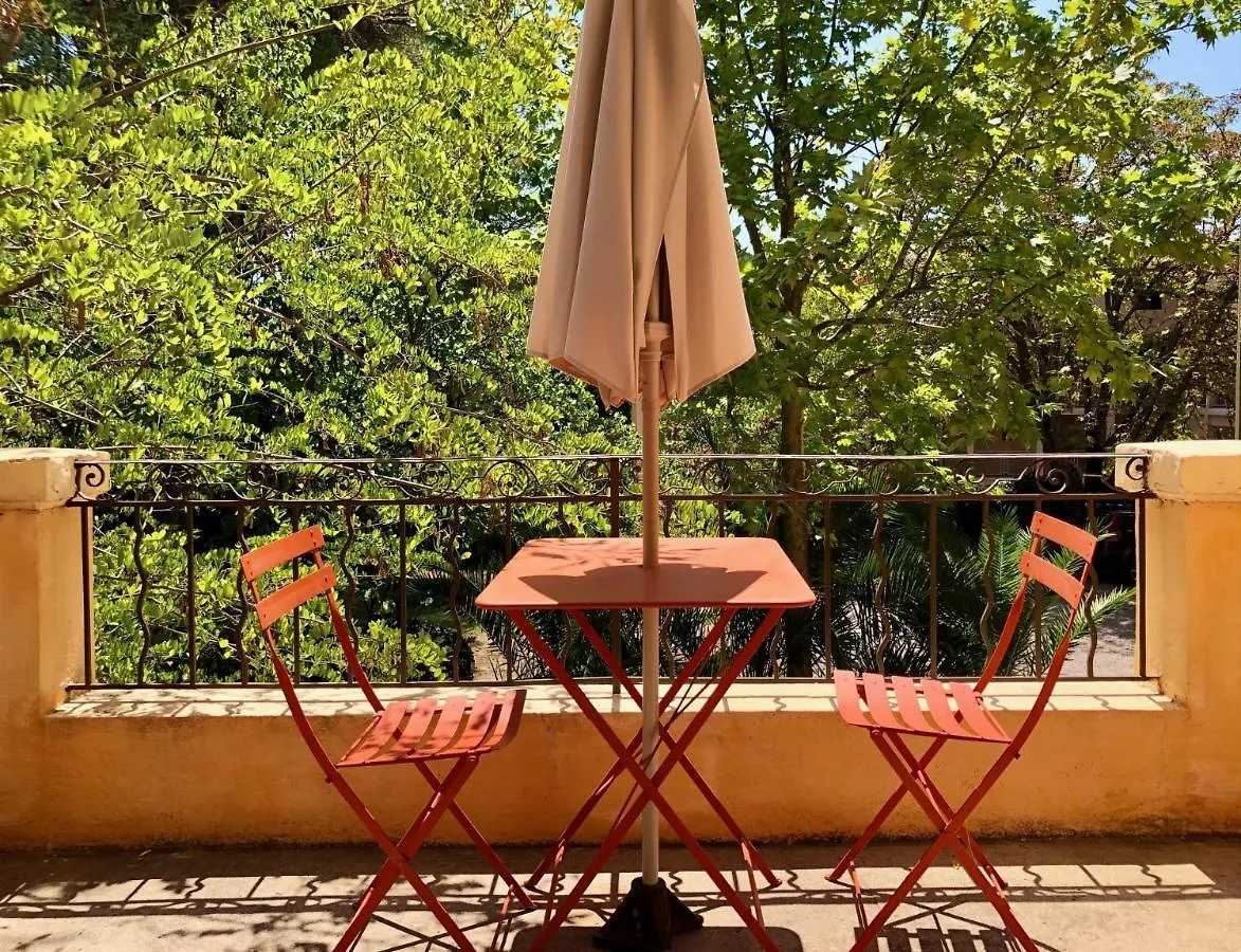 *** Alojamento de Acomodação e Pequeno-almoço B&B Villa Roumanille Aix-en-Provence França