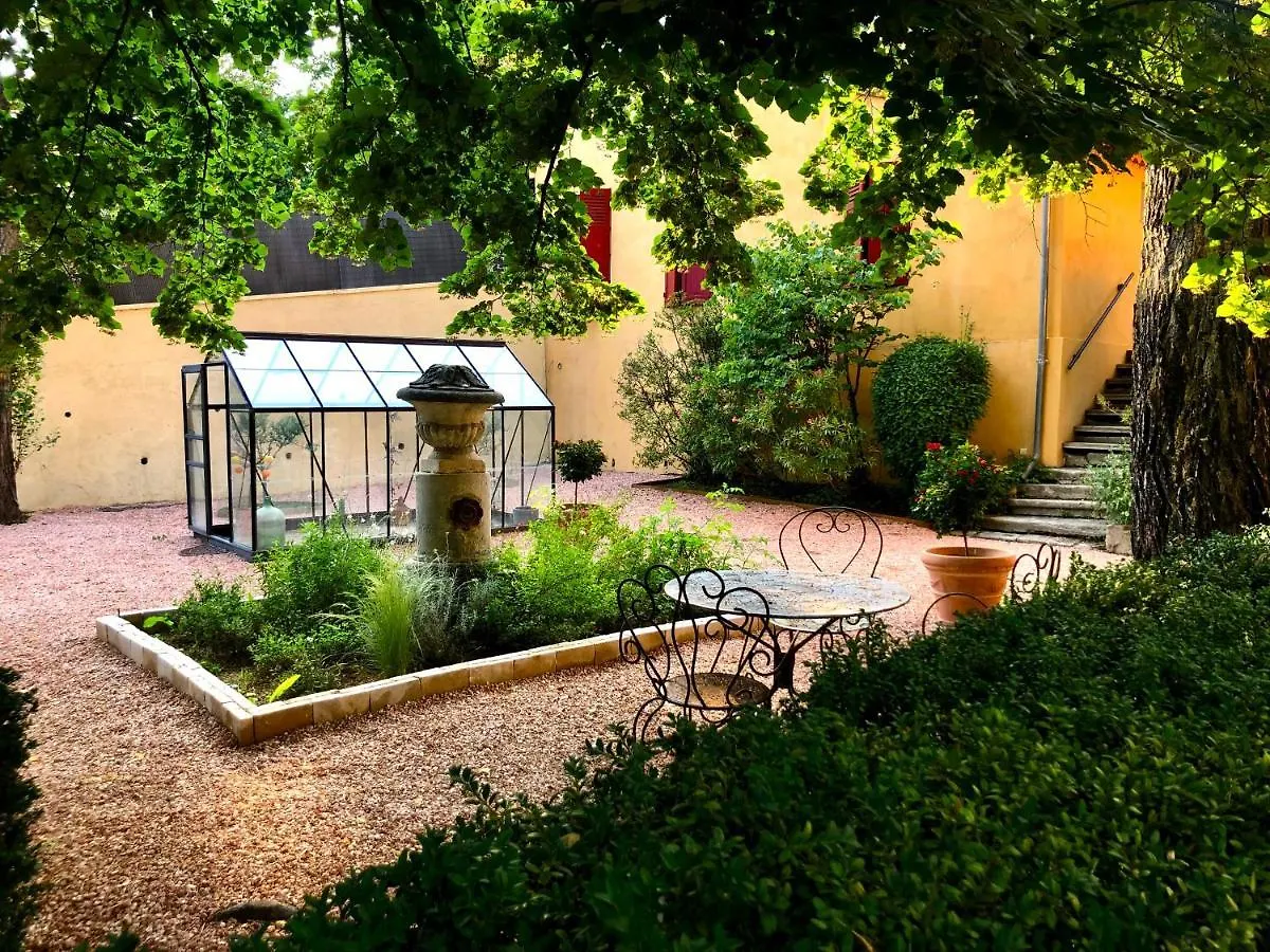B&B Villa Roumanille Aix-en-Provence 3*,  França