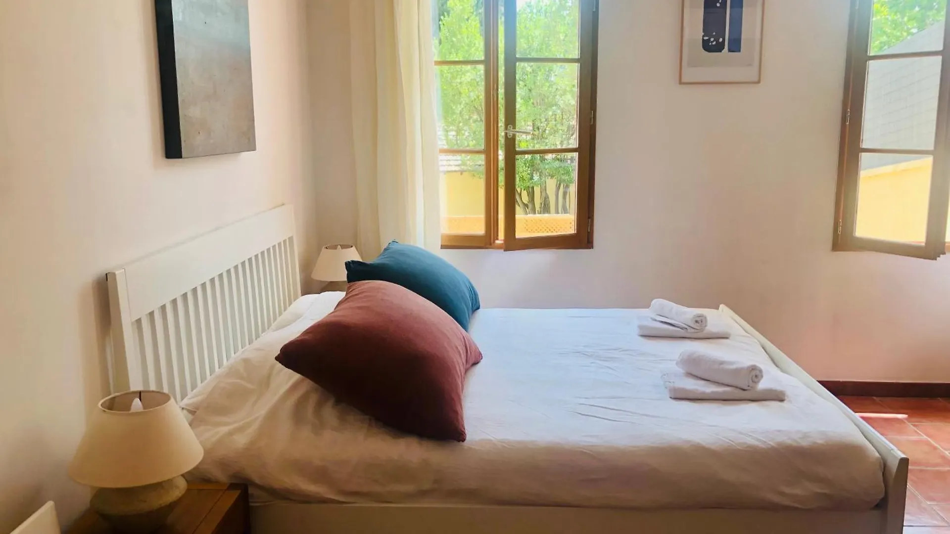 Oda ve Kahvaltı B&B Villa Roumanille Aix-en-Provence