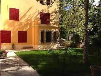 Oda ve Kahvaltı B&B Villa Roumanille Aix-en-Provence